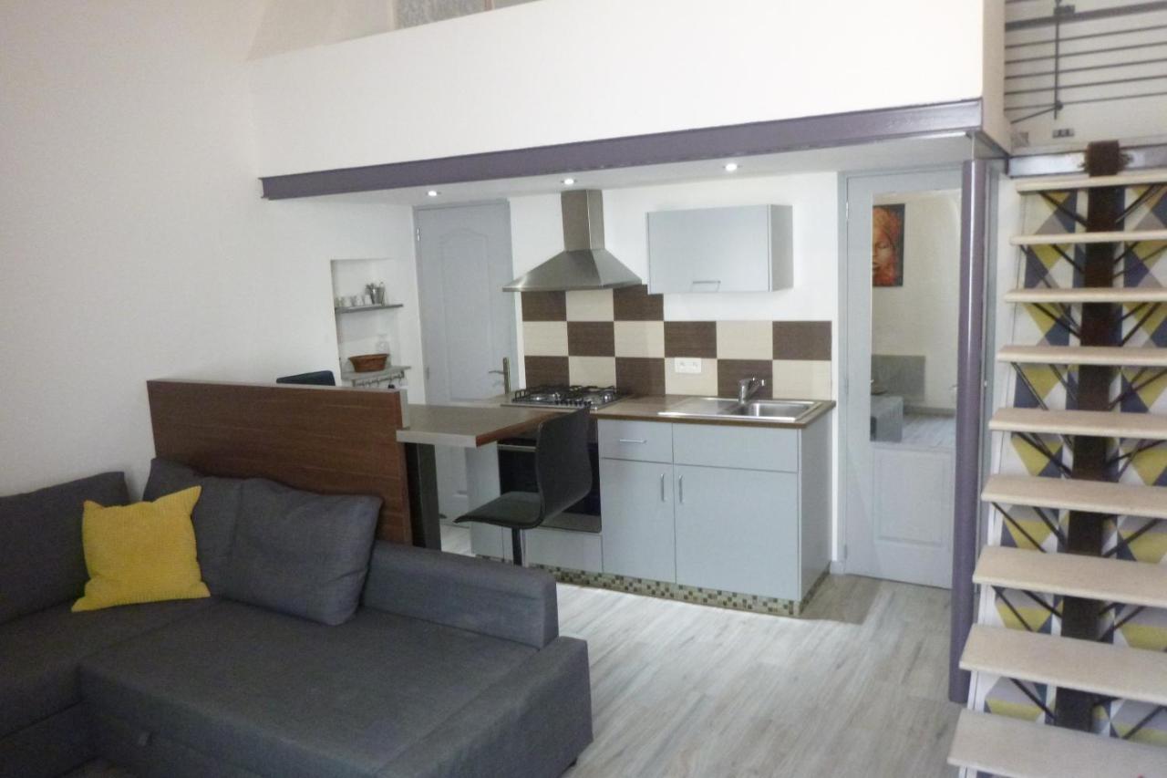 Studio Lourmarin Centre Apartamento Exterior foto